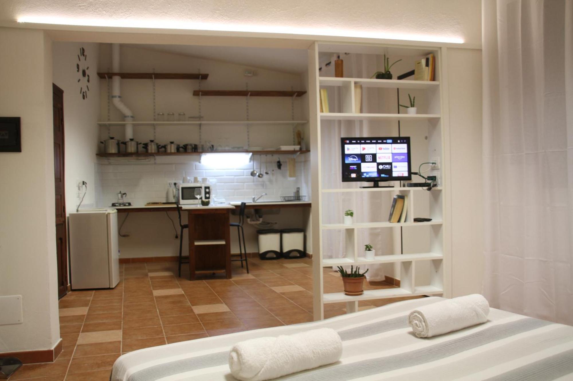 Lodgings In Sardinia Decimomannu Bagian luar foto