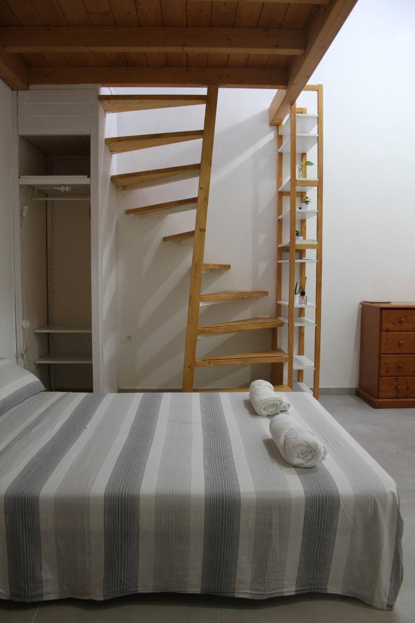 Lodgings In Sardinia Decimomannu Bagian luar foto